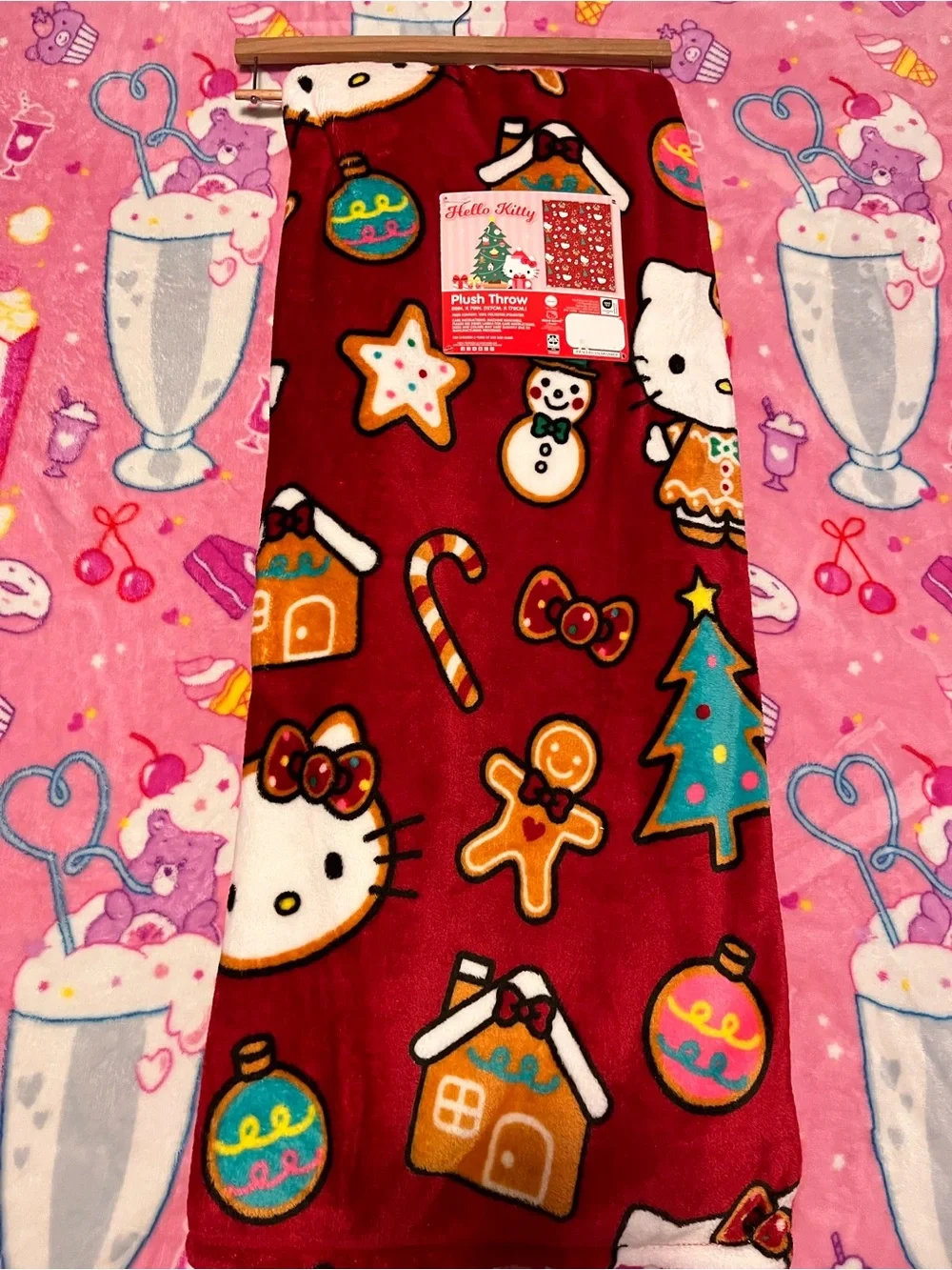 Hello Kitty Christmas Throw Blanket - Red Holiday Print